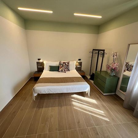 Luci Sul Mare -Boutique Rooms Follonica Exterior foto